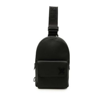Louis Vuitton Black Leather Shoulder Bag Sling Bag (Pre-Owned)