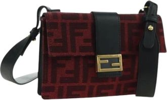 Fendi Pre-owned Cross Body Bags, female, Red, Size: ONE SIZE Pre-owned Vintage Zucca Canvas Shoulder Bag