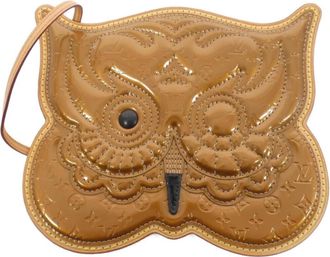 Louis Vuitton Beige Pochette Pouch (Pre-Owned)