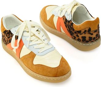 Mia Venus Lace-up Sneakers