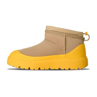 UGG Classic Ultra Mini Weather Hybrid - - Shoes - Uomo - Beige - 42 EU