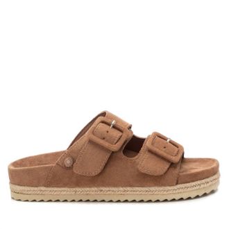 Xti Womens Flat Sandals In Camel