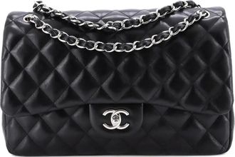 Chanel Classic Double Flap Bag Quilted Lambskin Jumbo shoulder bag - Zwart