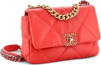 Chanel 19 Flap Bag Quilted Leather Medium crossbody bag - Roze