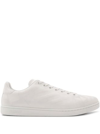 Burberry embossed-check leather sneakers - men - Calf Leather/Calf Suede/Polyurethane/Polyester/Brass/Calf Leather/Rubber - 45.5 - White