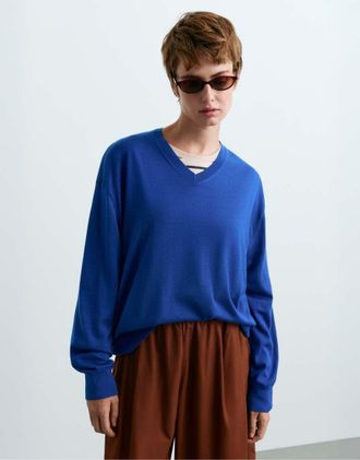 Oysho maglione in maglia con scollo a V in lana 100% cobalto-Blu