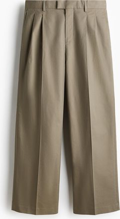 H&M Elegante Hose in Loose Fit - Green
