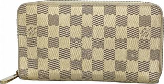 Louis Vuitton White Long Wallet (Bi-Fold) (Pre-Owned)