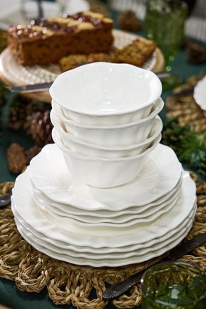 Dibor Set of 12 Four Person Royal White Christmas Dinner Set Christmas Crockery Set | Size: 12 Pack