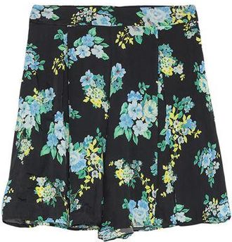 Jucca BOTTOMWEAR - Shorts & Bermuda Shorts sur YOOX.COM