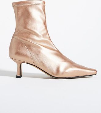 Ángel Alarcón Pointed-Toe Kitten-Heel Boots