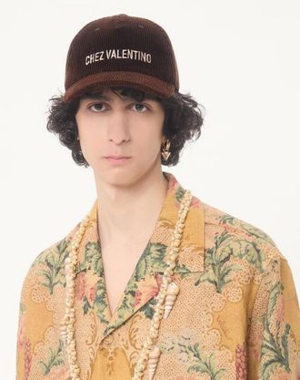 Valentino Garavani Baseball Cap Chez Valentino In Velluto Con Ricamo Uomo MARRONE 57