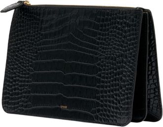 Toteme Womens Threefold Wallet Black Calfskin