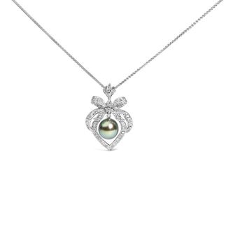 House of Brilliance 18K 3/4 Cttw Diamond and 12.5 MM Cultured Black Tahitian Pearl Heart Pendant Necklace