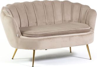 Siediti Fuori e Dentro Sof&aacute; concha de dos plazas en terciopelo beige con patas doradas