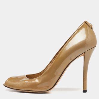 Stuart Weitzman no styke Size 41 Beige Patent Leather Peep Toe Pumps