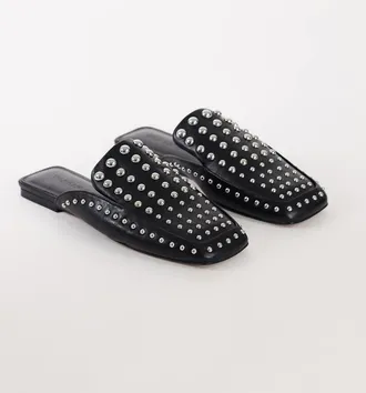Topshop Bianca scarpa bassa con borchie nera-Nero