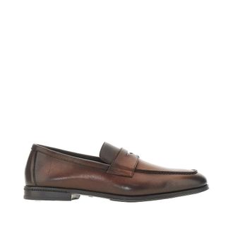 Doucal's Leather loafers with vintage effect Man 42+