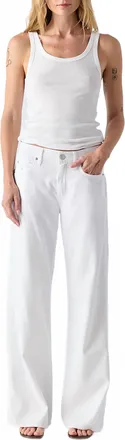 Amo Regina Jean In White