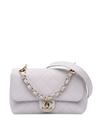 Chanel 2019 Small Stitched Caviar City Walk Flap satchel - women - Caviar Leather - One Size - White
