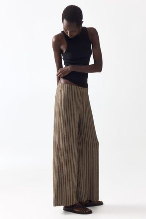 H&M Wide Crinkled Trousers in Dark Taupe/striped at Nordstrom, Size X-Small