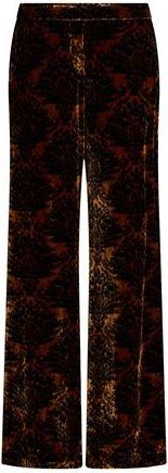 Siyu BOTTOMWEAR - Pantaloni su YOOX.COM