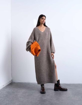 Topshop Vestito midi ampio in maglia con scollo a V color cioccolato-Marrone