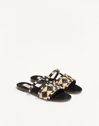 Valentino Garavani Sandalo Slide Rockstud Con Ricamo In Rafia Check Donna NATURALE/NERO 37.5