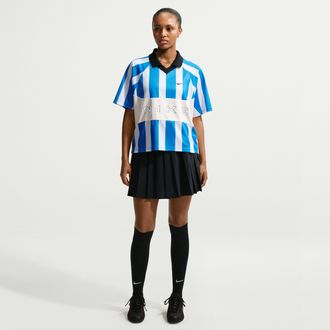 Nike Womens Nike Sportswear Mid-Rise Pleated Skirt in Black | IF0589-010