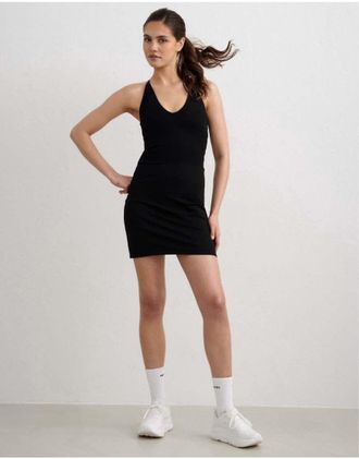 Aim'n Vestito nero modellante senza cuciture con scollo profondo