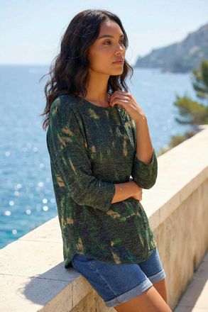 Roman Textured Printed Stretch Top