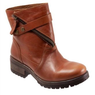 Bueno Womens Fast Boots In Tan