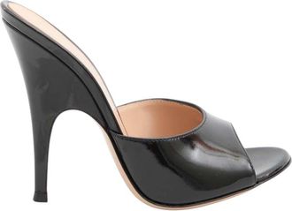 Gianvito Rossi Black Sofia Heels