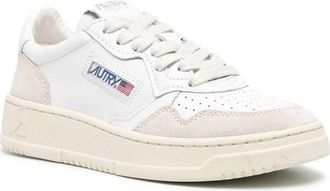 Autry Womens Low Top Sneakers Medalist White Cow Leather Trainers