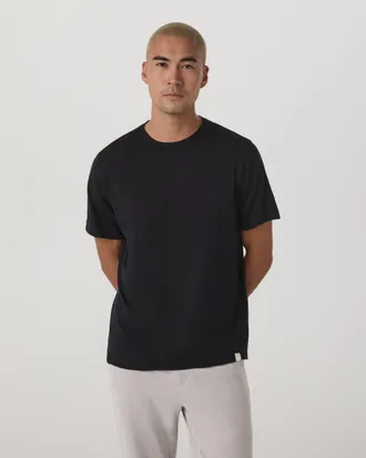 Vuori Clothing Short Sleeve Merino Wool T-Shirt | Black | Medium