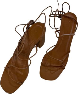 Billini Womens Yorli Sandal In Brown