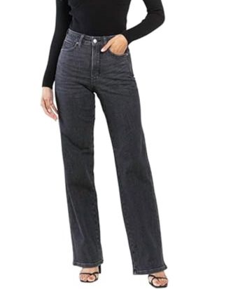 Judy Blue Working Hard Jeans Curvy In Washed Black