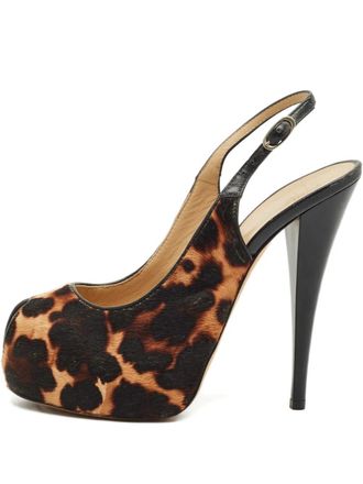 Giuseppe Zanotti Pumps met luipaardprint en open neus - Bruin