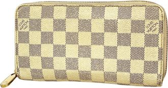 Louis Vuitton White Long Wallet (Bi-Fold) (Pre-Owned)