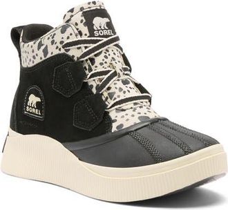 Sorel Out N About IV Classic Waterproof Duck Boot in Chalk/black at Nordstrom, Size 9.5