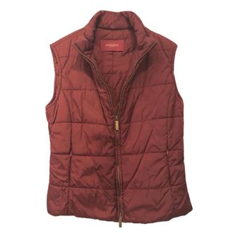 Burberry burgundy lightweight puffer gilet Size S