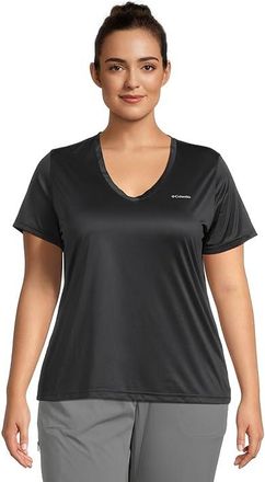 Columbia Plus Size Hiketm Short Sleeve V-Neck Womens Clothing Black : 2X, Polyester