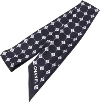 Chanel Pre-owned Scarves, female, Black, Size: ONE SIZE Pre-owned Silk Scarf