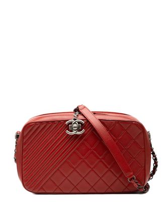 Chanel 2014-2015 Medium Quilted Lambskin Coco Boy Camera Bag crossbody bag - women - Lambskin - One Size - Red