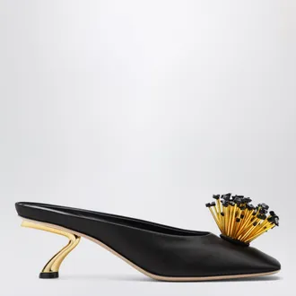 Ferragamo Mule nere con tacco scultura e fiore in cristalli