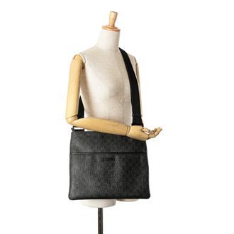 Gucci Tweedehands Gg Supreme Schoudertas