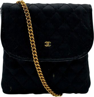 Chanel Black Leather Pouch (Pre-Owned)
