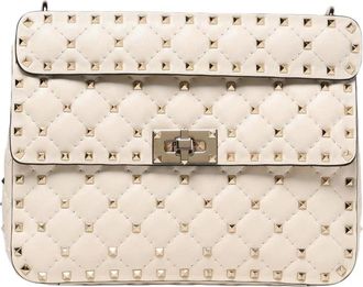 Valentino Garavani Tassen, Dames, Beige, ONE Size, Gewatteerde leren schoudertas met Rockstud