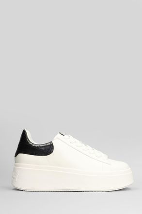 Ash Moby Sneakers