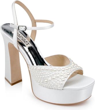 Badgley Mischka Womens Badgley Mischka Bryleigh MP7421 Sandals White Satin Block Heel GAL2105